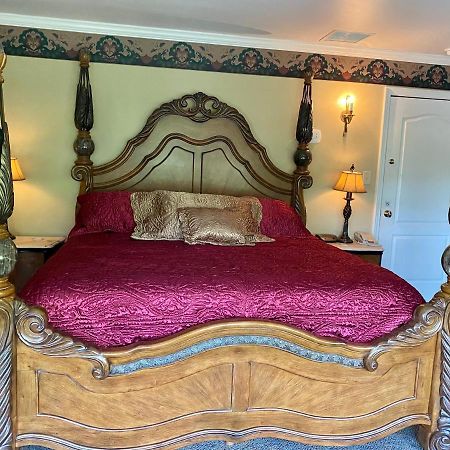 The Cypress Inn Конвей Екстер'єр фото