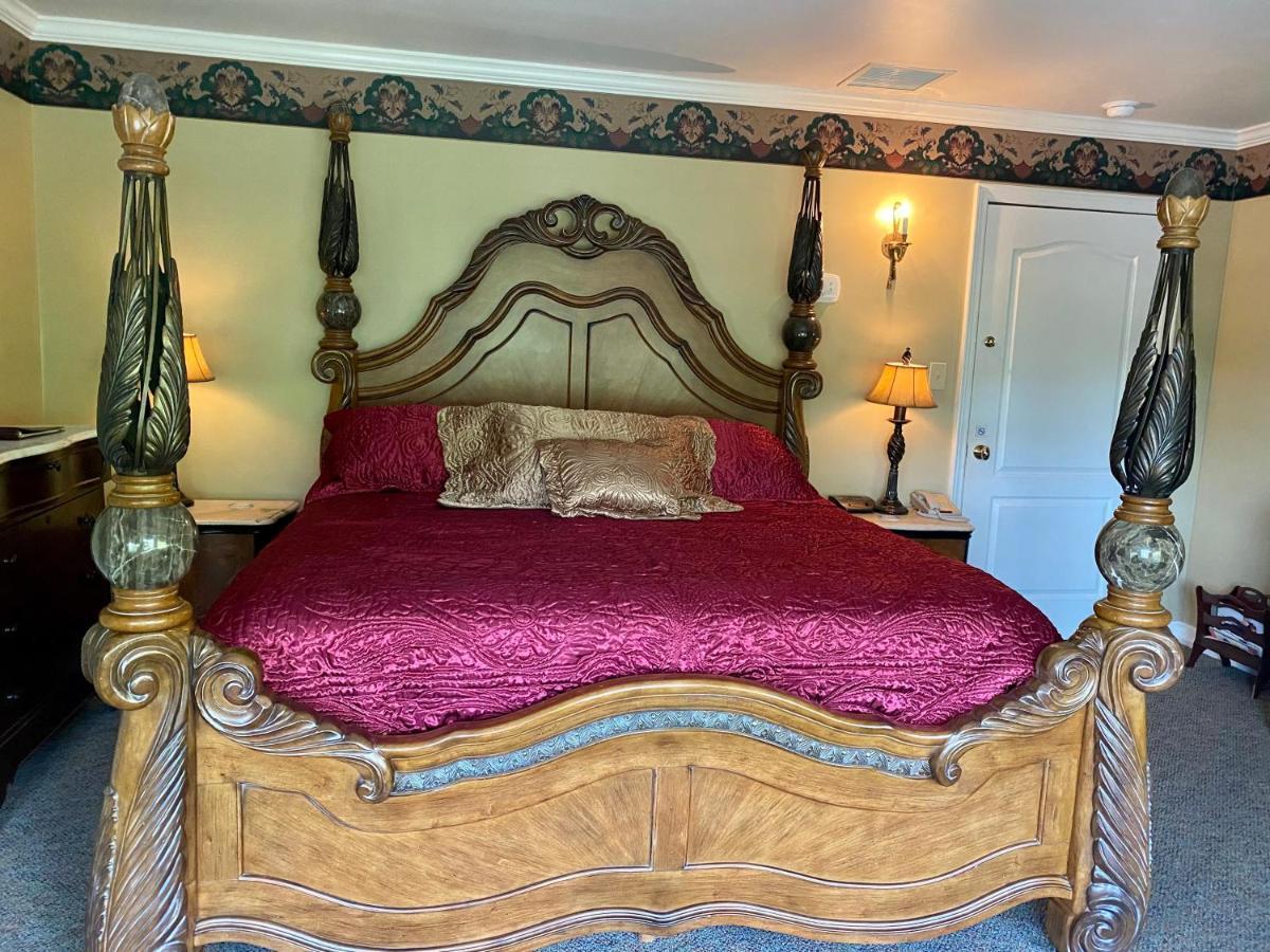 The Cypress Inn Конвей Екстер'єр фото