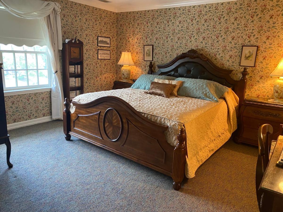 The Cypress Inn Конвей Екстер'єр фото