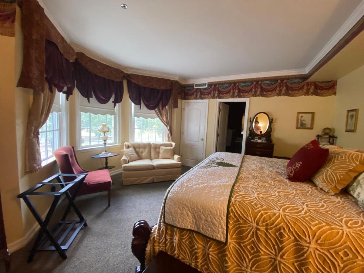 The Cypress Inn Конвей Екстер'єр фото