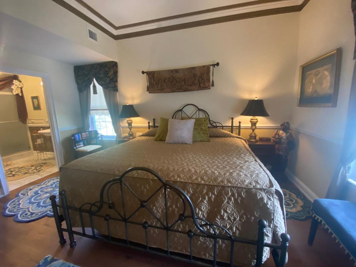 The Cypress Inn Конвей Екстер'єр фото